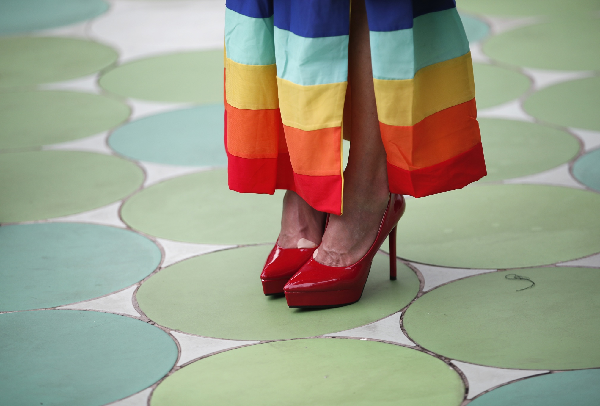 Un tribunal de apelaciones mantiene prohibición a ciertos espectáculos 'drag' en Texas