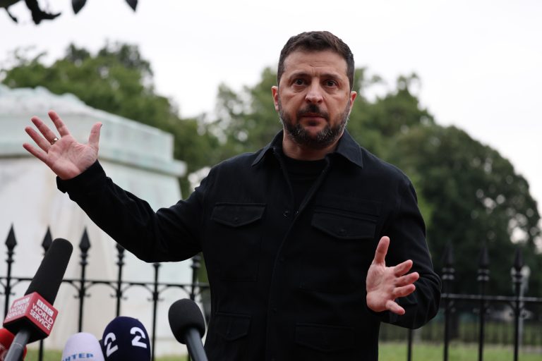 Zelenski dice que se reunirá con Trump probablemente el domingo en Florida