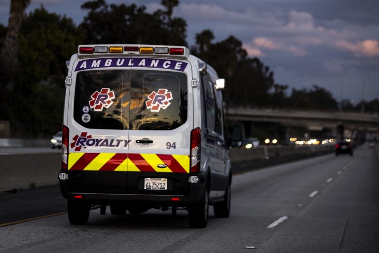 Hallan muertos a tres excursionistas en el monte Baldy, en California