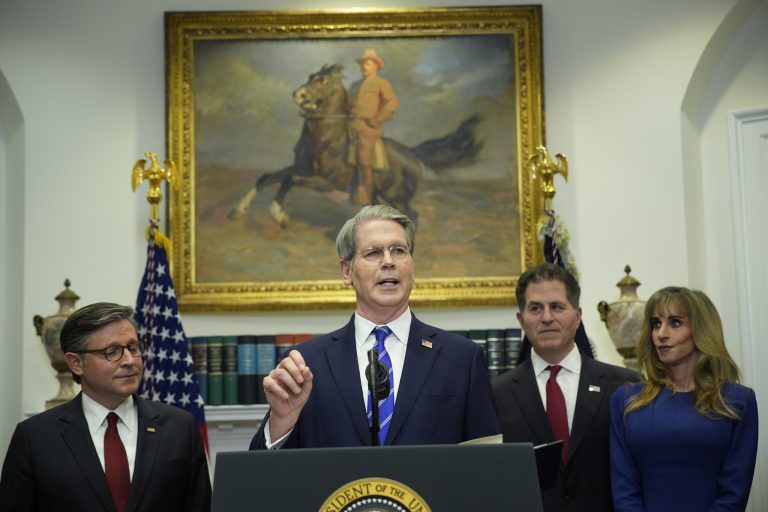 EEUU sanciona a una red acusada de reclutar militares colombianos para combatir en Sudán