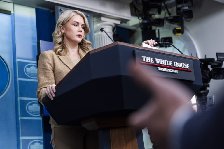 El petrolero incautado frente Venezuela irá a EE.UU. para que su crudo sea confiscado