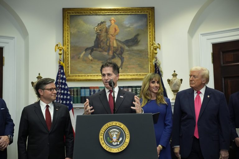 Dell dona 6.250 millones para niños nacidos durante el mandato de Trump