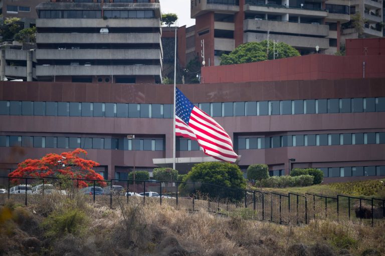 EEUU está ya “haciendo preparativos” para la posible reapertura de su embajada en Caracas