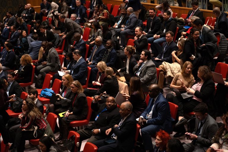 Rusia condena la “operación criminal” de EE.UU. en Venezuela y pide liberar a Maduro