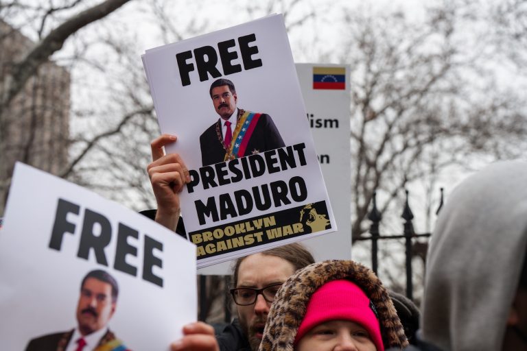 El abogado de Maduro es Barry Pollack, que asistió a Assange en el caso ‘Wikileaks’