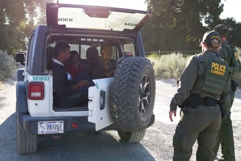 Jueza en EEUU avala restringir visitas de legisladores a centros de detención de migrantes