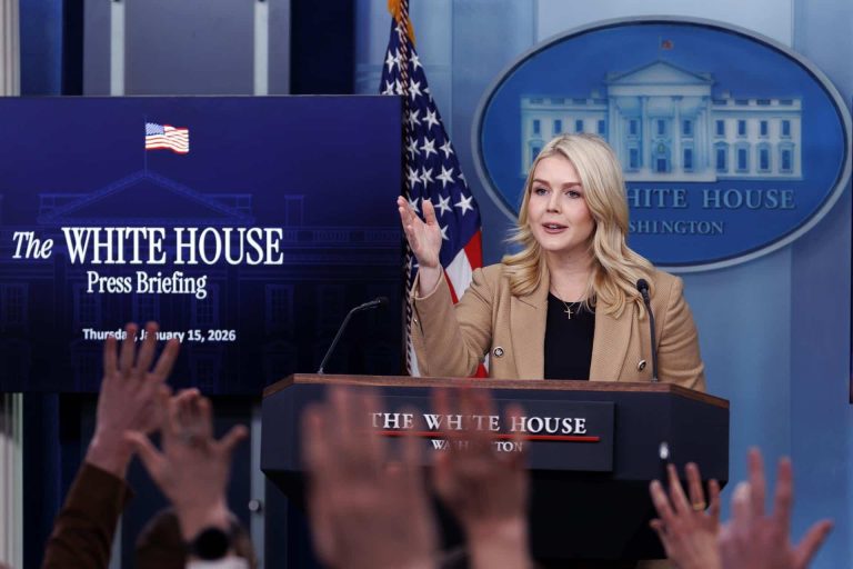 Casa Blanca: Trump mantiene opinión de que Machado no tiene apoyos para liderar Venezuela