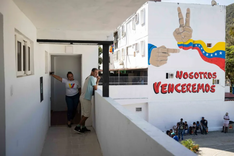 Venezuela, entre Trump y un chavismo en reacomodo tras un mes del ataque militar