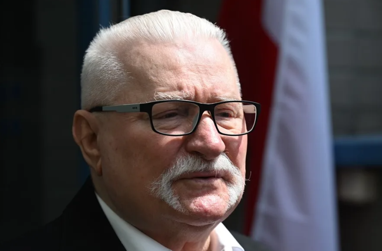 El Nobel de la Paz Lech Walesa pide a los cubanos «aprovechar» a Trump pero afirma que «no los liberará»
