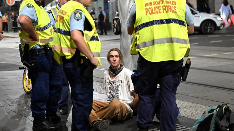 La protesta contra la visita de Herzog a Australia deja 27 detenidos en Sídney