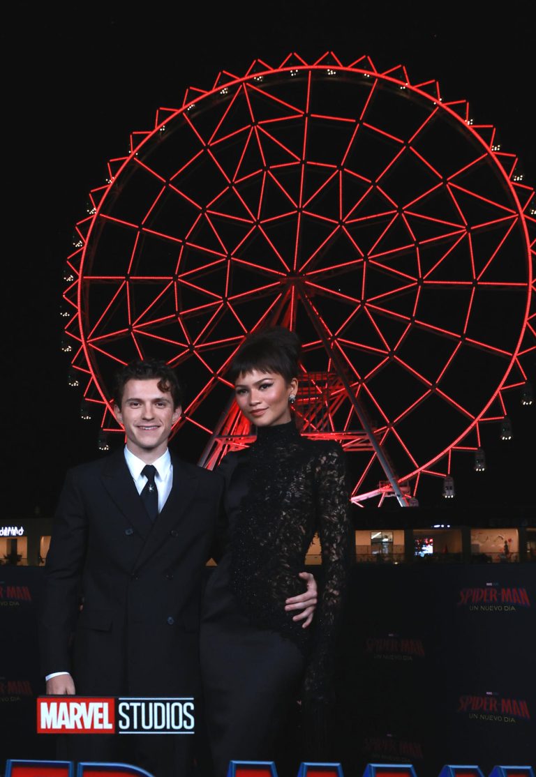La telaraña de Tom Holland y Zendaya atrapa a los aficionados de Spider-Man en México