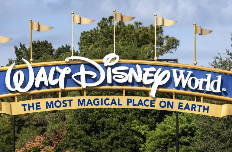 Disney demanda a la FCC por una “campaña de represalias” del Gobierno contra la cadena ABC
