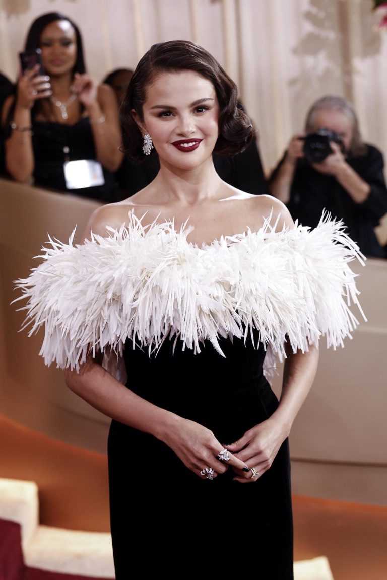 Selena Gomez pide desestimar una demanda por fraude en su empresa de salud mental