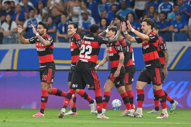 Cruzeiro confía en dar un maracanazo para eliminar al campeón Flamengo