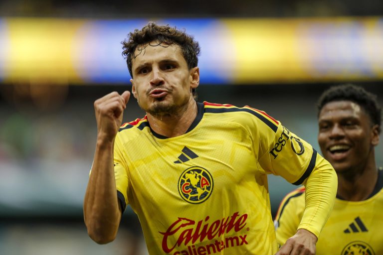 América lidera el Apertura mexicano; argentino Ocampos y venezolano Rondón, a goleadores