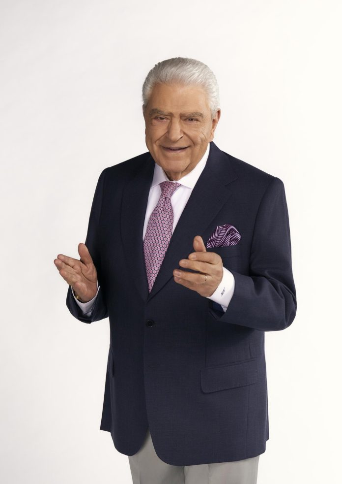 Don Francisco regresa al estudio de 'Sábado Gigante' con un nuevo programa en Univision
