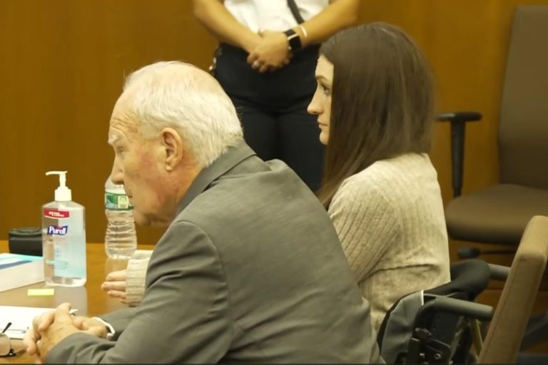 El abogado de Clancy pide a Trump un indulto tras anulación de juicio por asesinatos