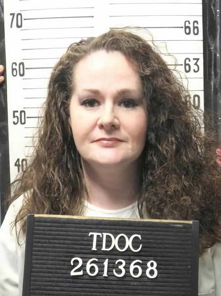 Autoridades de Tennessee confirman que Christa Pike sobrevivió a las inyecciones letales